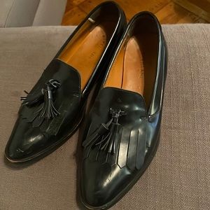 Everlane tassel loafers size 7